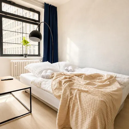 Apartamento Neu 80qm Grosses In Der Kieler Innenstadt Zwischen Bahnhof, Foerde Und Fussgaengerzone Kiel