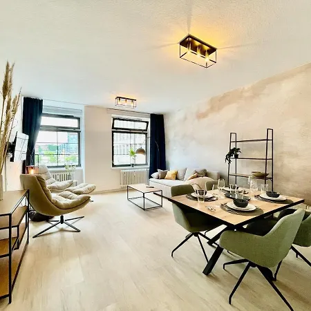 Neu 80qm Grosses In Der Kieler Innenstadt Zwischen Bahnhof, Foerde Und Fussgaengerzone Apartmán *