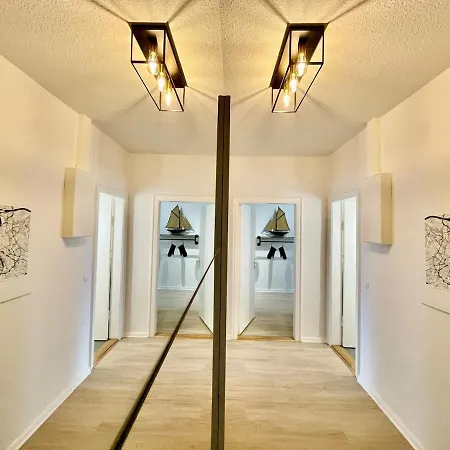 Neu 80qm Grosses In Der Kieler Innenstadt Zwischen Bahnhof, Foerde Und Fussgaengerzone Apartamento Kiel